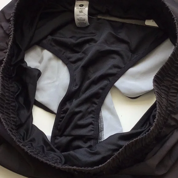 Camo Athletic Shorts - Picture 5 of 10